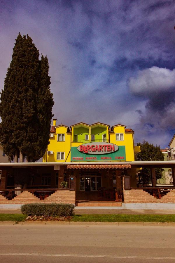Biergarten Medulin Exterior foto